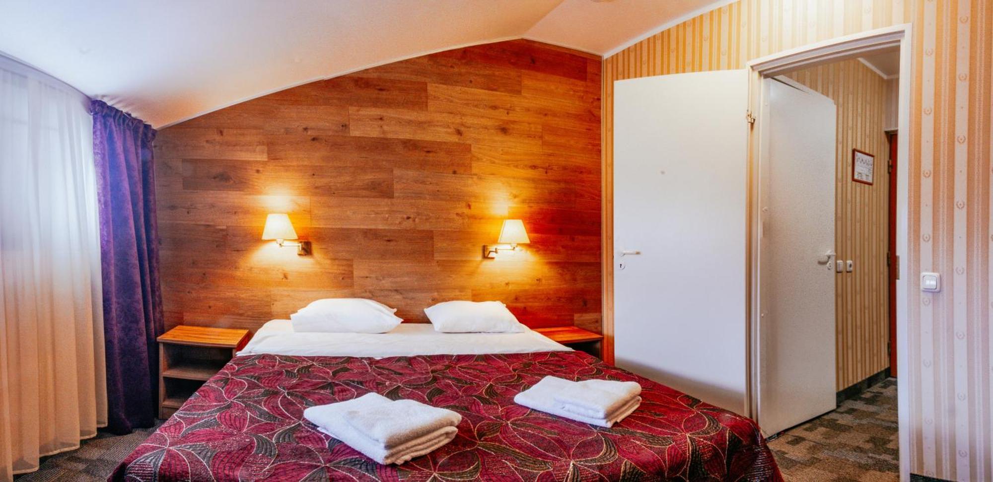 Hotell Wironia Johvi Bagian luar foto