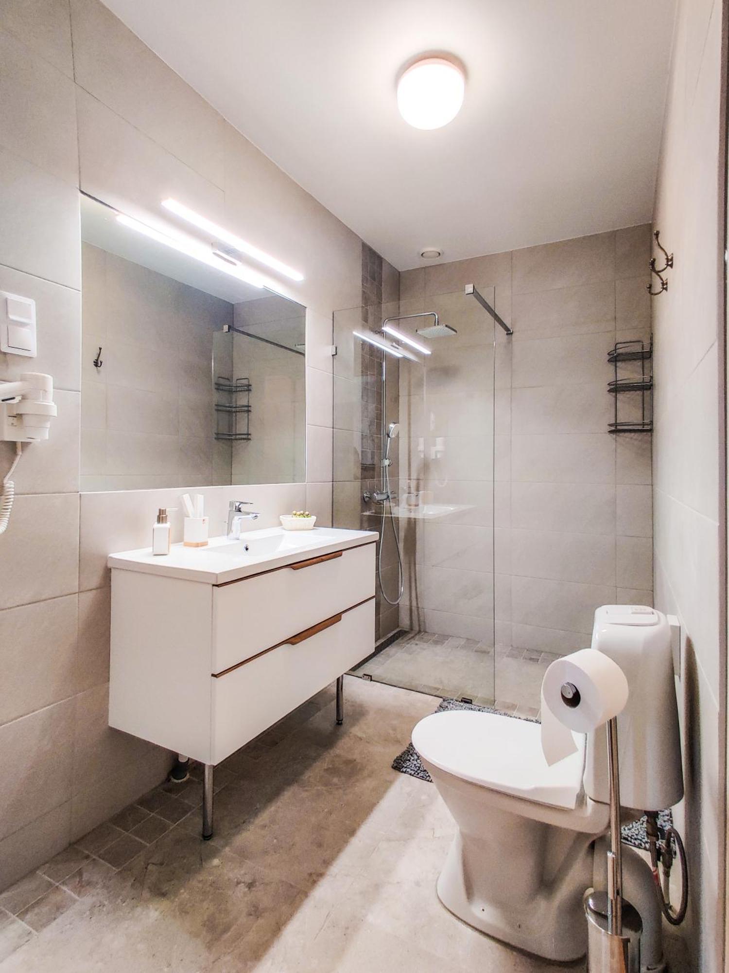 Hotell Wironia Johvi Bagian luar foto