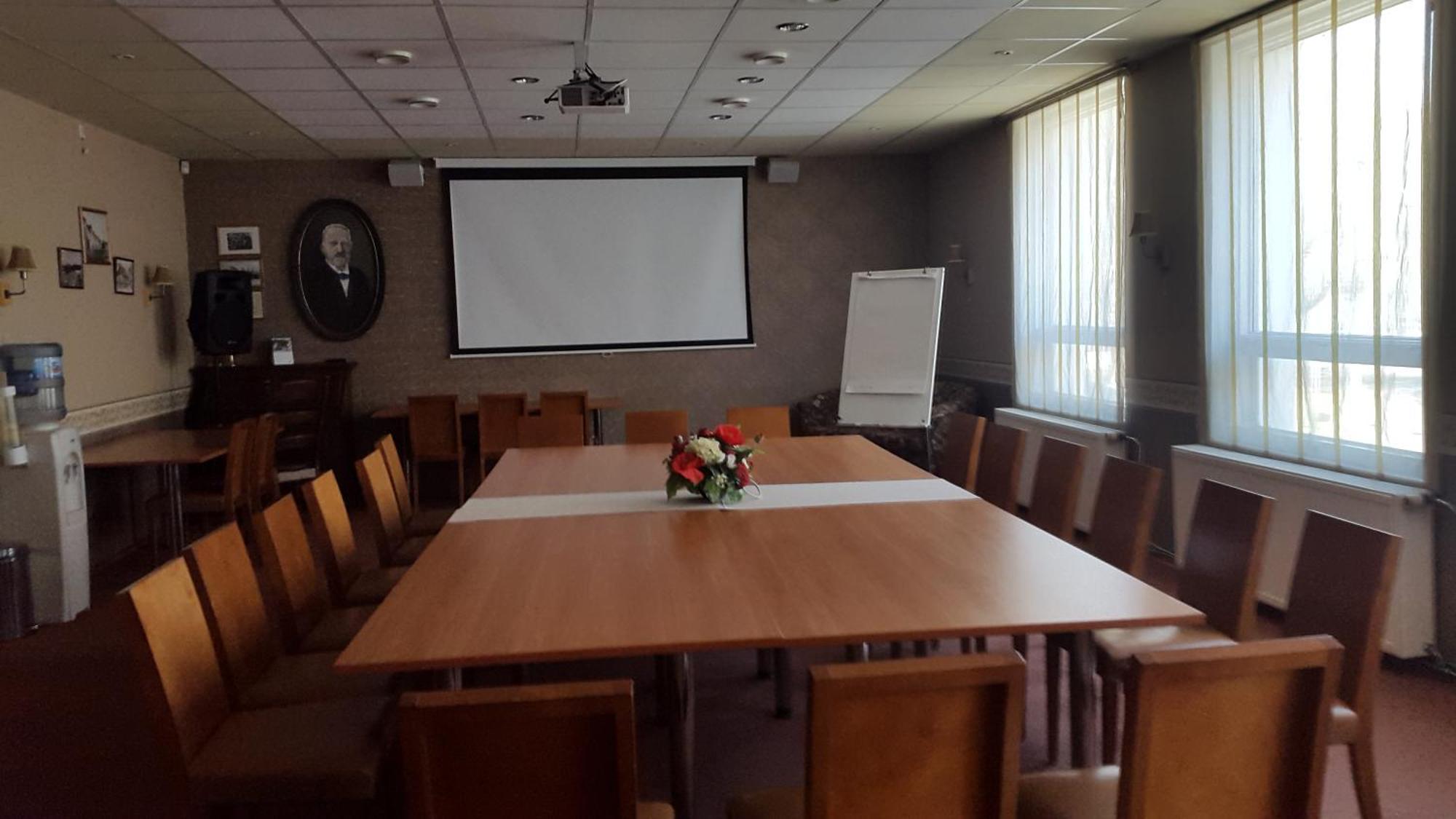 Hotell Wironia Johvi Bagian luar foto