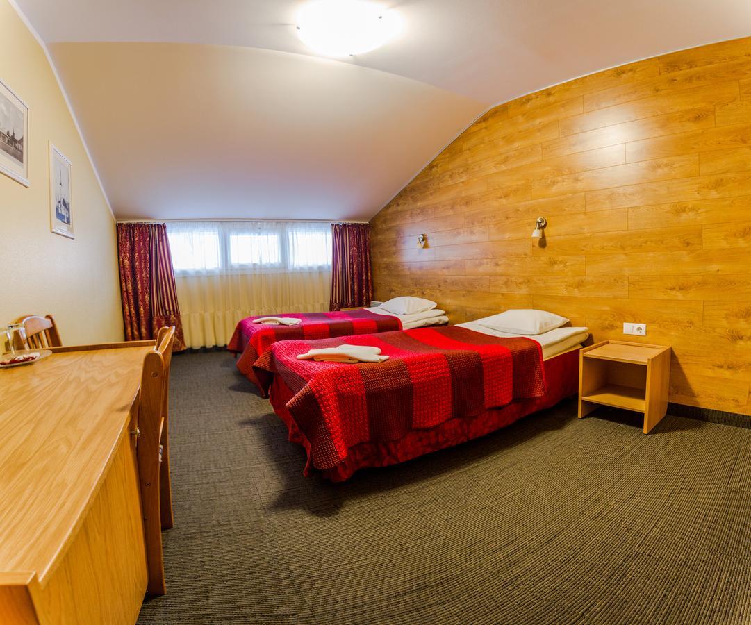 Hotell Wironia Johvi Bagian luar foto