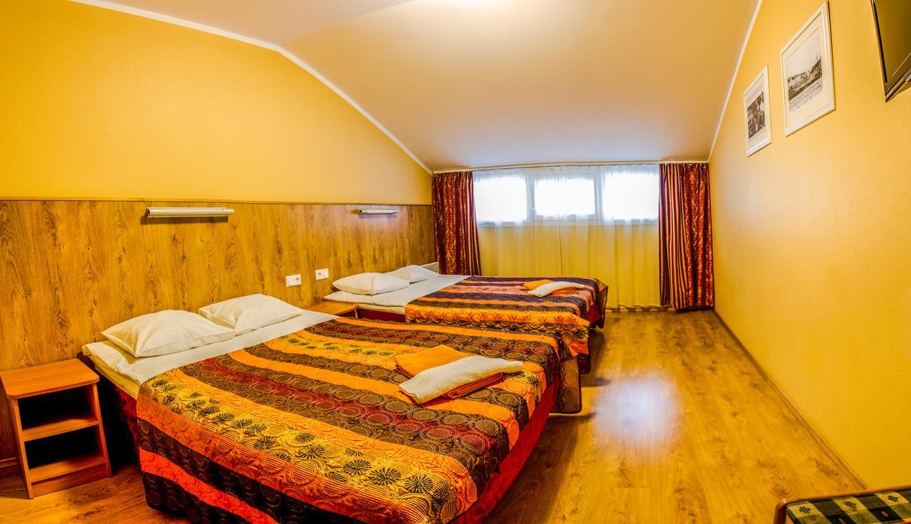 Hotell Wironia Johvi Bagian luar foto